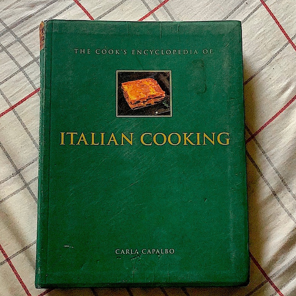 The Cook’s Encyclopedia of Italian Cooking by Carla Capalbo